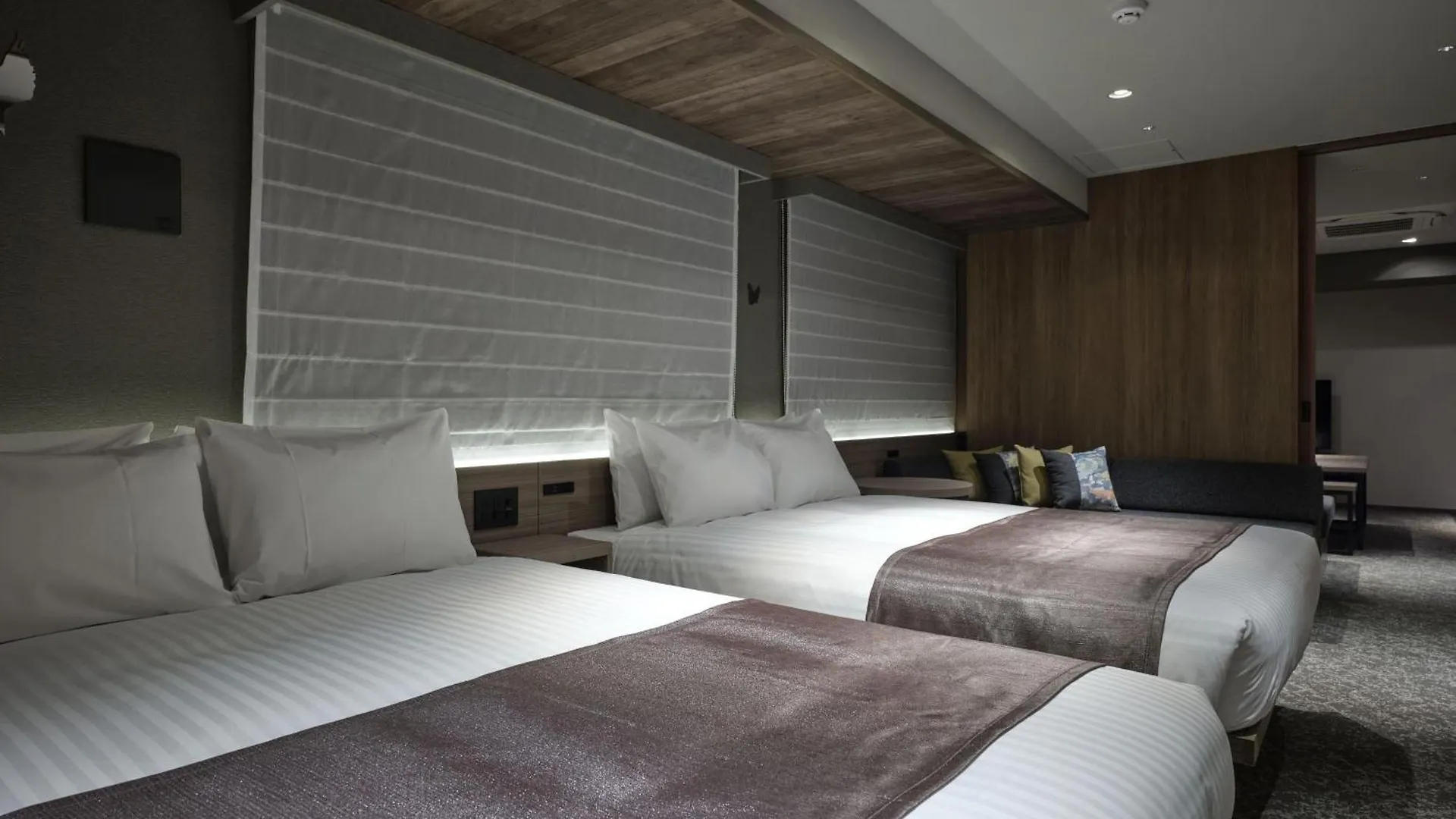 Monday Apart Premium Kyoto Sta Kamogawa Aparthotel